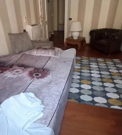 Daisy In Centro A 科莫