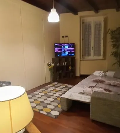 Daisy In Centro A Apartman Como